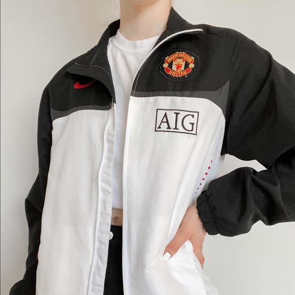 Jackets & Blazers - NIKE SPORT JACKET